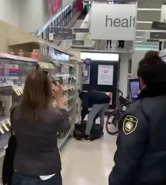 多位网友拍摄这一幕.MP4